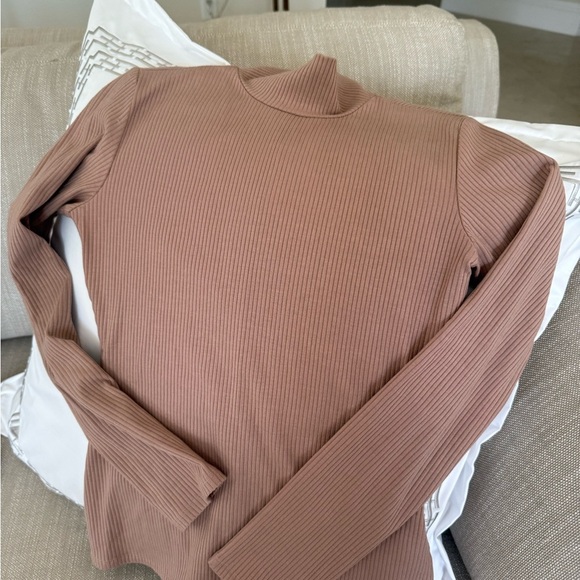 Reformation Ribbed Tan Long Sleeve Blouse - Picture 2 of 6